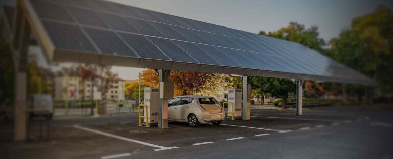 ¿Las termas solares funcionan en días nublados o lluviosos?